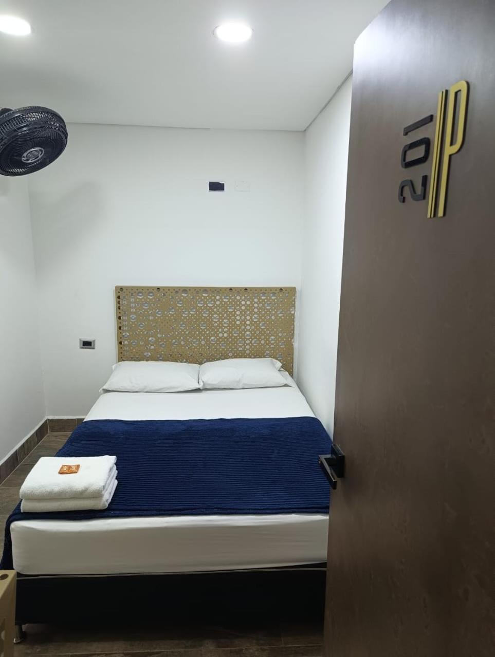 Hotel Prestige メデジン エクステリア 写真