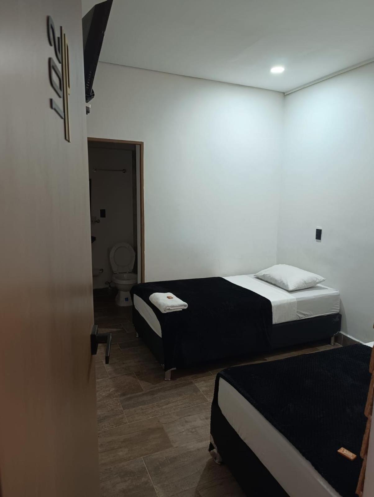 Hotel Prestige メデジン エクステリア 写真